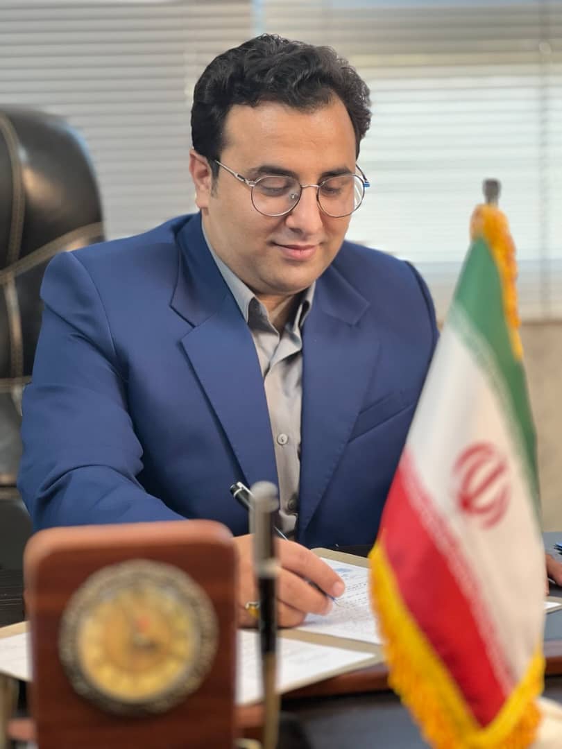 وکیل دانیال طباطبائی وکیل پایه یک دادگستری در امور حقوقی در مشهد کاشمر